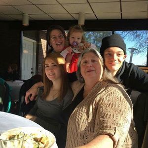 Meet your Posher, Angela